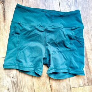 Senita High Waisted Biker Shorts | S | EUC | Ponderosa | Large Side Pockets
